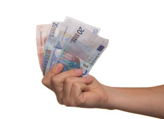 Jak wydłużyć czas spłaty swoich zobowiązań?