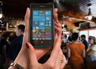 Czym się różni Microsoft od Google? Czym się różni Microsoft od Google?